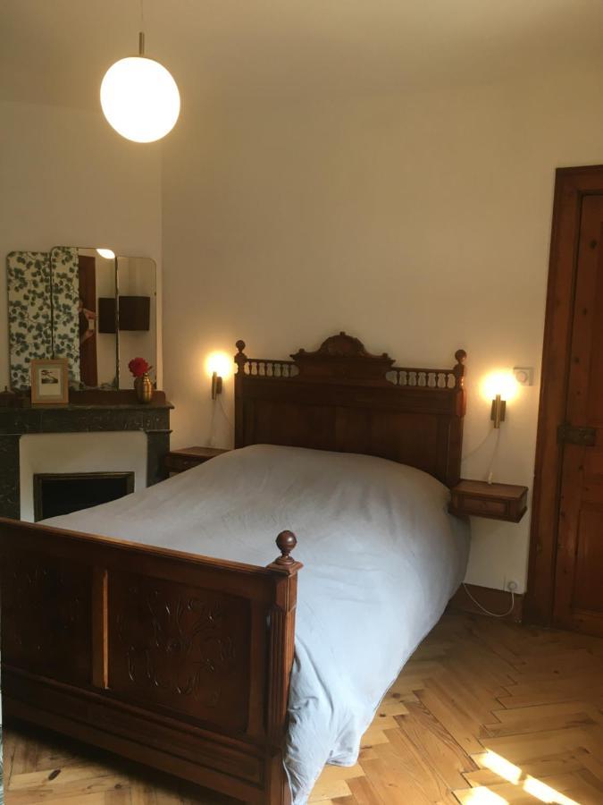 Charmant Appartement Sur Cour, Le Berlingott บาญเญอ-เดอ-บีกอร์ ภายนอก รูปภาพ