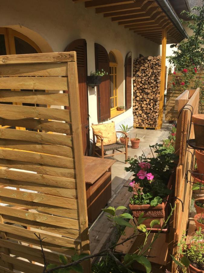 Charmant Appartement Sur Cour, Le Berlingott บาญเญอ-เดอ-บีกอร์ ภายนอก รูปภาพ