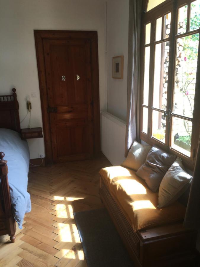 Charmant Appartement Sur Cour, Le Berlingott บาญเญอ-เดอ-บีกอร์ ภายนอก รูปภาพ