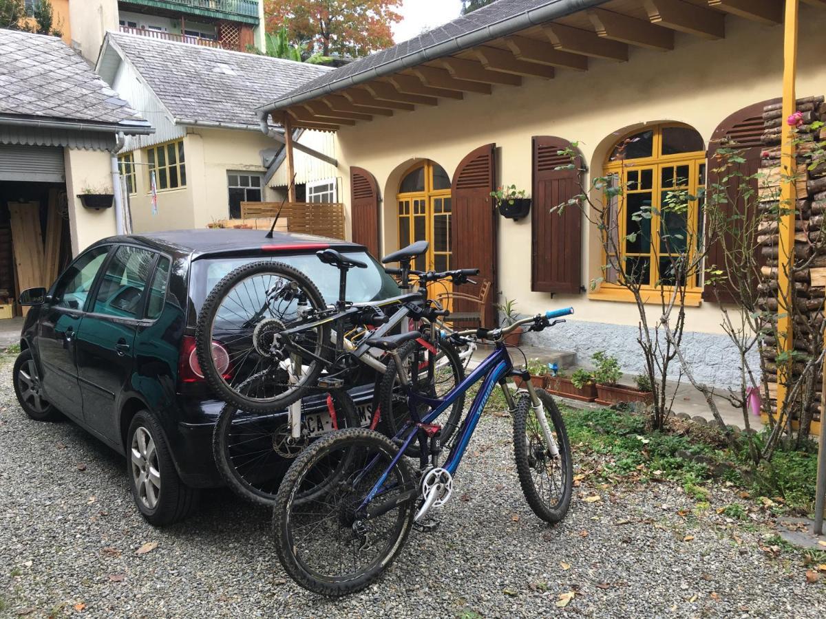 Charmant Appartement Sur Cour, Le Berlingott บาญเญอ-เดอ-บีกอร์ ภายนอก รูปภาพ